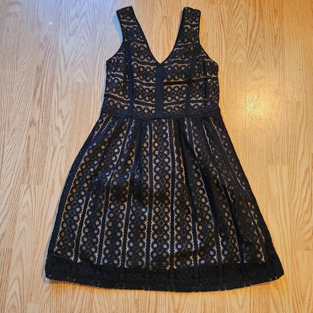 Loft Black Lace Shift Cocktail Dress Size 4